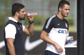 Durante o treino realizado esta manh no CT Joaquim Grava, localizado no Parque Ecolgico do Tiete. O prximo jogo da equipe ser domingo, dia 20/01, contra o Paulista de Jundia, no estdio Jaime Cintra , em Jundia, vlido pela 1 rodada do Campeonato Paulista de 2013