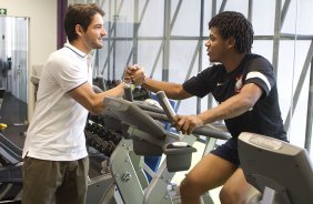 O atacante Alexandre Pato antes dos exames realizados esta manhã no CT Joaquim Grava, localizado no Parque Ecológico do Tiete. O próximo jogo da equipe será domingo, dia 20/01, contra o Paulista de Jundiaí, no estádio Jaime Cintra , em Jundiaí, válido pela 1ª rodada do Campeonato Paulista de 2013