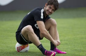 Durante o treino de hoje a tarde no CT Joaquim Grava, localizado no Parque Ecolgico do Tiete. O prximo jogo da equipe ser domingo, dia 20/01, contra o Paulista de Jundia, no estdio Jaime Cintra , em Jundia, vlido pela 1 rodada do Campeonato Paulista de 2013