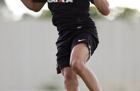 Durante o treino de hoje a tarde no CT Joaquim Grava, localizado no Parque Ecolgico do Tiete. O prximo jogo da equipe ser domingo, dia 20/01, contra o Paulista de Jundia, no estdio Jaime Cintra , em Jundia, vlido pela 1 rodada do Campeonato Paulista de 2013