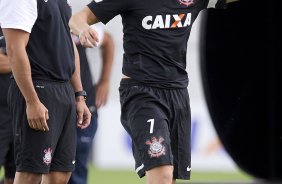 Durante o treino de hoje a tarde no CT Joaquim Grava, localizado no Parque Ecolgico do Tiete. O prximo jogo da equipe ser domingo, dia 20/01, contra o Paulista de Jundia, no estdio Jaime Cintra , em Jundia, vlido pela 1 rodada do Campeonato Paulista de 2013