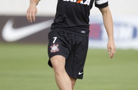 Durante o treino de hoje a tarde no CT Joaquim Grava, localizado no Parque Ecolgico do Tiete. O prximo jogo da equipe ser domingo, dia 20/01, contra o Paulista de Jundia, no estdio Jaime Cintra , em Jundia, vlido pela 1 rodada do Campeonato Paulista de 2013