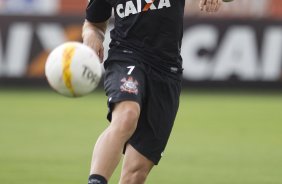 Durante o treino de hoje a tarde no CT Joaquim Grava, localizado no Parque Ecolgico do Tiete. O prximo jogo da equipe ser domingo, dia 20/01, contra o Paulista de Jundia, no estdio Jaime Cintra , em Jundia, vlido pela 1 rodada do Campeonato Paulista de 2013