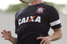 Durante o treino de hoje a tarde no CT Joaquim Grava, localizado no Parque Ecolgico do Tiete. O prximo jogo da equipe ser domingo, dia 20/01, contra o Paulista de Jundia, no estdio Jaime Cintra , em Jundia, vlido pela 1 rodada do Campeonato Paulista de 2013