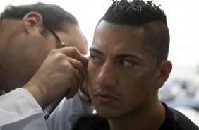 O jogadores do elenco fizeram exames de ouvido, nariz e garganta hoje pela manh no CT Joaquim Grava, localizado no Parque Ecolgico do Tiete. O prximo jogo da equipe ser domingo, dia 20/01, contra o Paulista de Jundia, no estdio Jaime Cintra , em Jundia, vlido pela 1 rodada do Campeonato Paulista de 2013