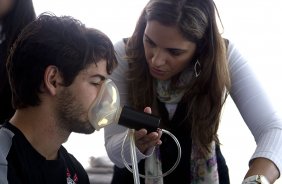 O jogadores do elenco fizeram exames de ouvido, nariz e garganta hoje pela manh no CT Joaquim Grava, localizado no Parque Ecolgico do Tiete. O prximo jogo da equipe ser domingo, dia 20/01, contra o Paulista de Jundia, no estdio Jaime Cintra , em Jundia, vlido pela 1 rodada do Campeonato Paulista de 2013