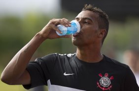 Durante o treino de hoje a tarde no CT Joaquim Grava, localizado no Parque Ecolgico do Tiete. O prximo jogo da equipe ser domingo, dia 20/01, contra o Paulista de Jundia, no estdio Jaime Cintra , em Jundia, vlido pela 1 rodada do Campeonato Paulista de 2013