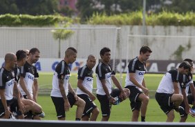 Durante o treino de hoje a tarde no CT Joaquim Grava, localizado no Parque Ecolgico do Tiete. O prximo jogo da equipe ser domingo, dia 20/01, contra o Paulista de Jundia, no estdio Jaime Cintra , em Jundia, vlido pela 1 rodada do Campeonato Paulista de 2013