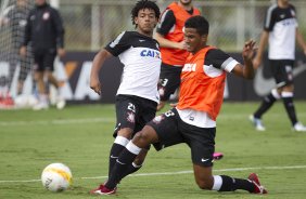 Durante o treino de hoje a tarde no CT Joaquim Grava, localizado no Parque Ecolgico do Tiete. O prximo jogo da equipe ser domingo, dia 20/01, contra o Paulista de Jundia, no estdio Jaime Cintra , em Jundia, vlido pela 1 rodada do Campeonato Paulista de 2013