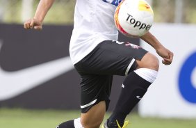 Durante o treino de hoje a tarde no CT Joaquim Grava, localizado no Parque Ecolgico do Tiete. O prximo jogo da equipe ser domingo, dia 20/01, contra o Paulista de Jundia, no estdio Jaime Cintra , em Jundia, vlido pela 1 rodada do Campeonato Paulista de 2013