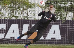 Durante o treino de hoje a tarde no CT Joaquim Grava, localizado no Parque Ecolgico do Tiete. O prximo jogo da equipe ser domingo, dia 20/01, contra o Paulista de Jundia, no estdio Jaime Cintra , em Jundia, vlido pela 1 rodada do Campeonato Paulista de 2013