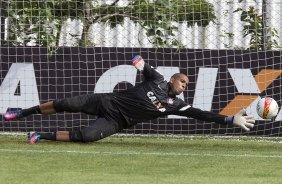 Durante o treino de hoje a tarde no CT Joaquim Grava, localizado no Parque Ecolgico do Tiete. O prximo jogo da equipe ser domingo, dia 20/01, contra o Paulista de Jundia, no estdio Jaime Cintra , em Jundia, vlido pela 1 rodada do Campeonato Paulista de 2013