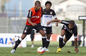 Durante o treino de hoje a tarde no CT Joaquim Grava, localizado no Parque Ecolgico do Tiete. O prximo jogo da equipe ser domingo, dia 20/01, contra o Paulista de Jundia, no estdio Jaime Cintra , em Jundia, vlido pela 1 rodada do Campeonato Paulista de 2013