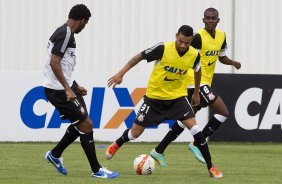 Durante o treino de hoje a tarde no CT Joaquim Grava, localizado no Parque Ecolgico do Tiete. O prximo jogo da equipe ser domingo, dia 20/01, contra o Paulista de Jundia, no estdio Jaime Cintra , em Jundia, vlido pela 1 rodada do Campeonato Paulista de 2013