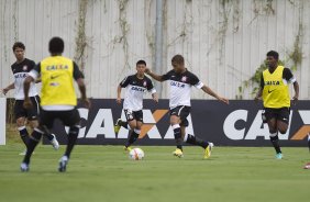 Durante o treino de hoje a tarde no CT Joaquim Grava, localizado no Parque Ecolgico do Tiete. O prximo jogo da equipe ser domingo, dia 20/01, contra o Paulista de Jundia, no estdio Jaime Cintra , em Jundia, vlido pela 1 rodada do Campeonato Paulista de 2013