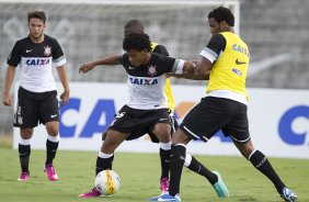 Durante o treino de hoje a tarde no CT Joaquim Grava, localizado no Parque Ecolgico do Tiete. O prximo jogo da equipe ser domingo, dia 20/01, contra o Paulista de Jundia, no estdio Jaime Cintra , em Jundia, vlido pela 1 rodada do Campeonato Paulista de 2013