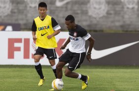 Durante o treino de hoje a tarde no CT Joaquim Grava, localizado no Parque Ecolgico do Tiete. O prximo jogo da equipe ser domingo, dia 20/01, contra o Paulista de Jundia, no estdio Jaime Cintra , em Jundia, vlido pela 1 rodada do Campeonato Paulista de 2013