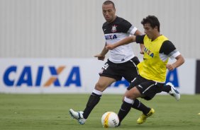 Durante o treino de hoje a tarde no CT Joaquim Grava, localizado no Parque Ecolgico do Tiete. O prximo jogo da equipe ser domingo, dia 20/01, contra o Paulista de Jundia, no estdio Jaime Cintra , em Jundia, vlido pela 1 rodada do Campeonato Paulista de 2013