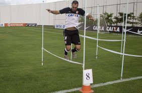 Durante o treino de hoje a tarde no CT Joaquim Grava, localizado no Parque Ecolgico do Tiete. O prximo jogo da equipe ser domingo, dia 20/01, contra o Paulista de Jundia, no estdio Jaime Cintra , em Jundia, vlido pela 1 rodada do Campeonato Paulista de 2013