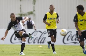 Durante o treino de hoje a tarde no CT Joaquim Grava, localizado no Parque Ecolgico do Tiete. O prximo jogo da equipe ser domingo, dia 20/01, contra o Paulista de Jundia, no estdio Jaime Cintra , em Jundia, vlido pela 1 rodada do Campeonato Paulista de 2013