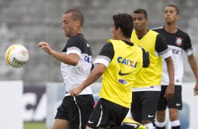 Durante o treino de hoje a tarde no CT Joaquim Grava, localizado no Parque Ecolgico do Tiete. O prximo jogo da equipe ser domingo, dia 20/01, contra o Paulista de Jundia, no estdio Jaime Cintra , em Jundia, vlido pela 1 rodada do Campeonato Paulista de 2013