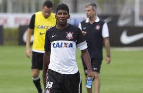 Durante o treino de hoje a tarde no CT Joaquim Grava, localizado no Parque Ecolgico do Tiete. O prximo jogo da equipe ser domingo, dia 20/01, contra o Paulista de Jundia, no estdio Jaime Cintra , em Jundia, vlido pela 1 rodada do Campeonato Paulista de 2013