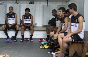 Nos vestiários antes do jogo desta tarde entre Paulista x Corinthians, no estádio Jaime Cintra , em Jundiaí, válido pela 1ª rodada do Campeonato Paulista 2013 - Jundiaí/SP