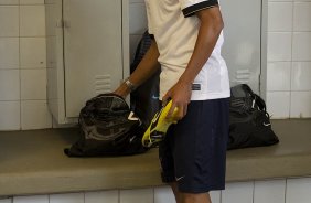 Nos vestiários antes do jogo desta tarde entre Paulista x Corinthians, no estádio Jaime Cintra , em Jundiaí, válido pela 1ª rodada do Campeonato Paulista 2013 - Jundiaí/SP