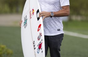 O surfista profissional Mineirinho, durante o treino realizado desta tarde no CT Joaquim Grava, localizado no Parque Ecolgico do Tiete. O prximo jogo da equipe ser quarta-feira, dia 23/01, contra a Ponte Preta, de Campinas, no estdio do Pacaembu, vlido pela 1 rodada do Campeonato Paulista de 2013