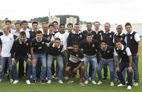 O time de futsal do Corinthians foi apresentado após o treino realizado desta manhã no CT Joaquim Grava, localizado no Parque Ecológico do Tiete. O próximo jogo da equipe será amanhã, quarta-feira, dia 23/01, contra a Ponte Preta, de Campinas, no estádio do Pacaembu, válido pela 1ª rodada do Campeonato Paulista de 2013