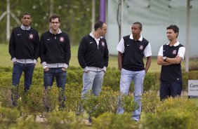 O time de futsal do Corinthians foi apresentado aps o treino realizado desta manh no CT Joaquim Grava, localizado no Parque Ecolgico do Tiete. O prximo jogo da equipe ser amanh, quarta-feira, dia 23/01, contra a Ponte Preta, de Campinas, no estdio do Pacaembu, vlido pela 1 rodada do Campeonato Paulista de 2013