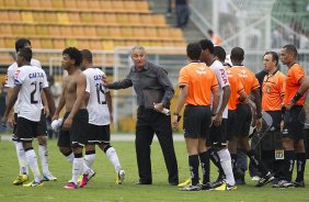 Durante a partida entre Corinthians x Ponte Preta/Campinas realizada esta tarde no estdio do Pacaembu, jogo vlido pela 1 rodada do Campeonato Paulista de 2013