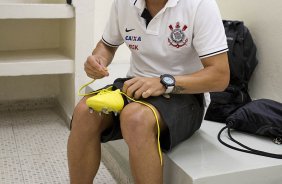 Nos vestiários antes da partida entre Corinthians x Ponte Preta/Campinas realizada esta tarde no estádio do Pacaembu, jogo válido pela 1ª rodada do Campeonato Paulista de 2013