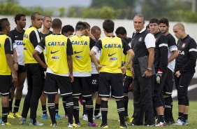 Durante o treino realizado desta tarde no CT Joaquim Grava, localizado no Parque Ecolgico do Tiete. O prximo jogo da equipe ser domingo, dia 27/01, contra o Mirassol, no estdio Jos Maia, vlido pela 3 rodada do Campeonato Paulista de 2013