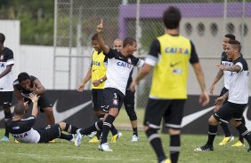 Durante o treino realizado desta tarde no CT Joaquim Grava, localizado no Parque Ecolgico do Tiete. O prximo jogo da equipe ser domingo, dia 27/01, contra o Mirassol, no estdio Jos Maia, vlido pela 3 rodada do Campeonato Paulista de 2013