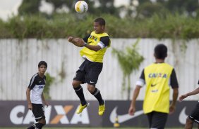 Durante o treino realizado desta tarde no CT Joaquim Grava, localizado no Parque Ecolgico do Tiete. O prximo jogo da equipe ser domingo, dia 27/01, contra o Mirassol, no estdio Jos Maia, vlido pela 3 rodada do Campeonato Paulista de 2013