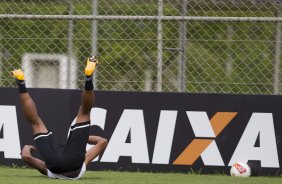 Durante o treino realizado desta tarde no CT Joaquim Grava, localizado no Parque Ecolgico do Tiete. O prximo jogo da equipe ser domingo, dia 27/01, contra o Mirassol, no estdio Jos Maia, vlido pela 3 rodada do Campeonato Paulista de 2013