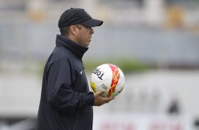 Durante o treino desta manh no CT Joaquim Grava, no Parque Ecolgico do Tiete. O prximo jogo da equipe ser amanh, domingo, dia 27/01, contra o Mirassol, no estdio Jos Maia, vlido pela 3 rodada do Campeonato Paulista de 2013