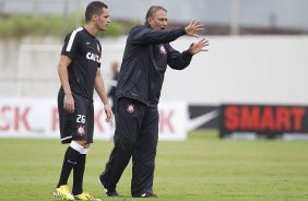 Durante o treino desta manh no CT Joaquim Grava, no Parque Ecolgico do Tiete. O prximo jogo da equipe ser amanh, domingo, dia 27/01, contra o Mirassol, no estdio Jos Maia, vlido pela 3 rodada do Campeonato Paulista de 2013