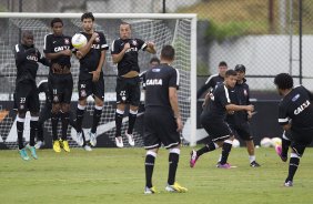 Durante o treino desta manh no CT Joaquim Grava, no Parque Ecolgico do Tiete. O prximo jogo da equipe ser amanh, domingo, dia 27/01, contra o Mirassol, no estdio Jos Maia, vlido pela 3 rodada do Campeonato Paulista de 2013