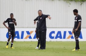 Durante o treino desta manh no CT Joaquim Grava, no Parque Ecolgico do Tiete. O prximo jogo da equipe ser amanh, domingo, dia 27/01, contra o Mirassol, no estdio Jos Maia, vlido pela 3 rodada do Campeonato Paulista de 2013