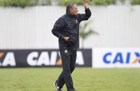 Durante o treino desta manh no CT Joaquim Grava, no Parque Ecolgico do Tiete. O prximo jogo da equipe ser amanh, domingo, dia 27/01, contra o Mirassol, no estdio Jos Maia, vlido pela 3 rodada do Campeonato Paulista de 2013