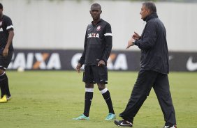 Durante o treino desta manh no CT Joaquim Grava, no Parque Ecolgico do Tiete. O prximo jogo da equipe ser amanh, domingo, dia 27/01, contra o Mirassol, no estdio Jos Maia, vlido pela 3 rodada do Campeonato Paulista de 2013