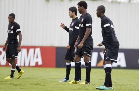 Durante o treino desta manh no CT Joaquim Grava, no Parque Ecolgico do Tiete. O prximo jogo da equipe ser amanh, domingo, dia 27/01, contra o Mirassol, no estdio Jos Maia, vlido pela 3 rodada do Campeonato Paulista de 2013