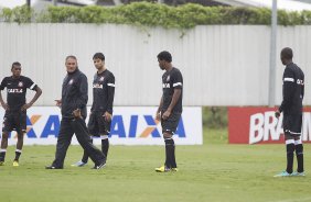 Durante o treino desta manh no CT Joaquim Grava, no Parque Ecolgico do Tiete. O prximo jogo da equipe ser amanh, domingo, dia 27/01, contra o Mirassol, no estdio Jos Maia, vlido pela 3 rodada do Campeonato Paulista de 2013