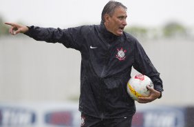 Durante o treino desta manh no CT Joaquim Grava, no Parque Ecolgico do Tiete. O prximo jogo da equipe ser amanh, domingo, dia 27/01, contra o Mirassol, no estdio Jos Maia, vlido pela 3 rodada do Campeonato Paulista de 2013