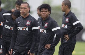 Durante o treino desta manh no CT Joaquim Grava, no Parque Ecolgico do Tiete. O prximo jogo da equipe ser amanh, domingo, dia 27/01, contra o Mirassol, no estdio Jos Maia, vlido pela 3 rodada do Campeonato Paulista de 2013