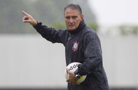 Durante o treino desta manh no CT Joaquim Grava, no Parque Ecolgico do Tiete. O prximo jogo da equipe ser amanh, domingo, dia 27/01, contra o Mirassol, no estdio Jos Maia, vlido pela 3 rodada do Campeonato Paulista de 2013