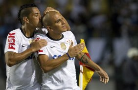 Durante a partida entre Corinthians x Mogi Mirim realizada esta noite no estádio do Pacaembu, jogo válido pela 4ª rodada do Campeonato Paulista de 2013