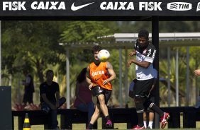 Durante o treino desta manh no CT Joaquim Grava, no Parque Ecolgico do Tiete. O prximo jogo da equipe ser amanh, domingo, 03/02, contra o Oeste, de Itpolis, no estdio do Pacaembu, vlido pela 5 rodada do Campeonato Paulista de 2013